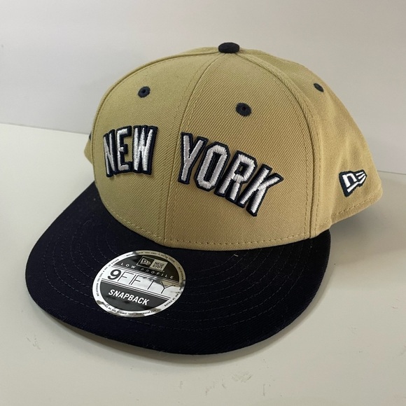 NWT New Era FELT X New York Yankees Butterfly 9FIFTY Snapback Hat